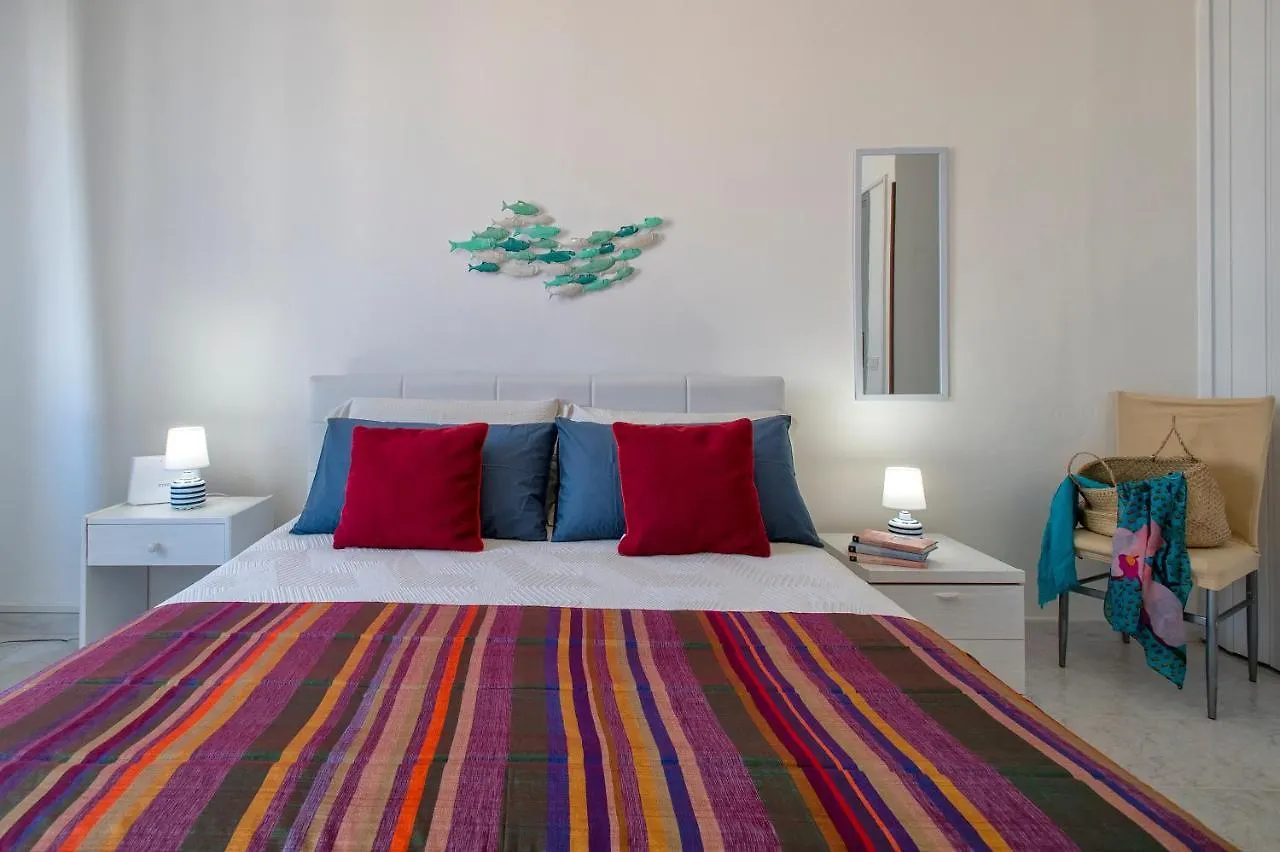 Apartment Giommy 163: Appartamento Centrale E Confortevole Alghero Italy